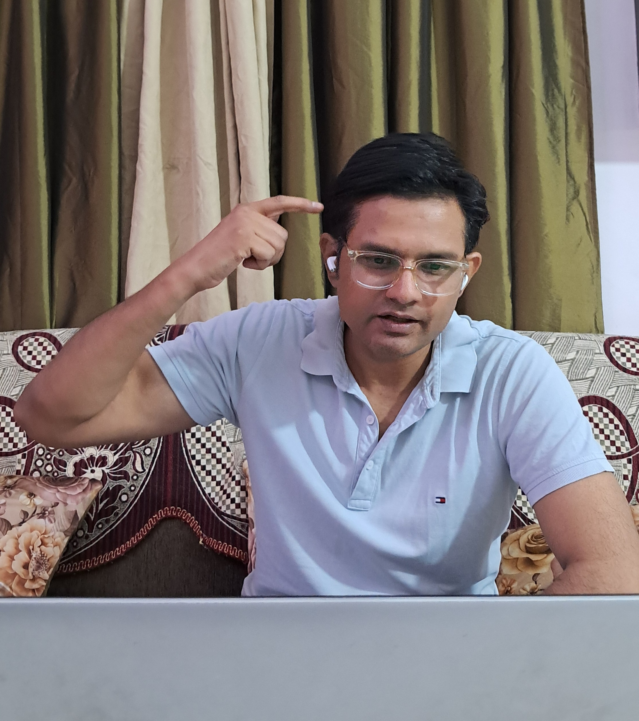 ARIF HUSSAIN